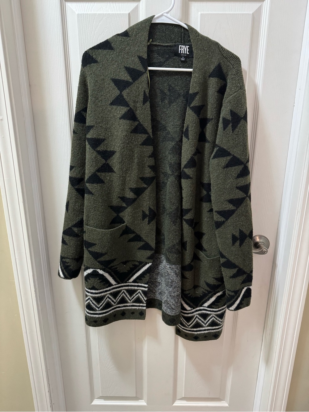 Frye Aztec Geometric Cardigan
Women Small Olive Green - Picture 3 of 9